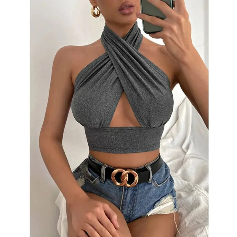 נשים קיץ גופיות צלב מוצק Halter Camis ללא גב קרופ חולצות לנשים קמוזה קצוץ טופ דקים ללא שרוולים בגדי רחוב