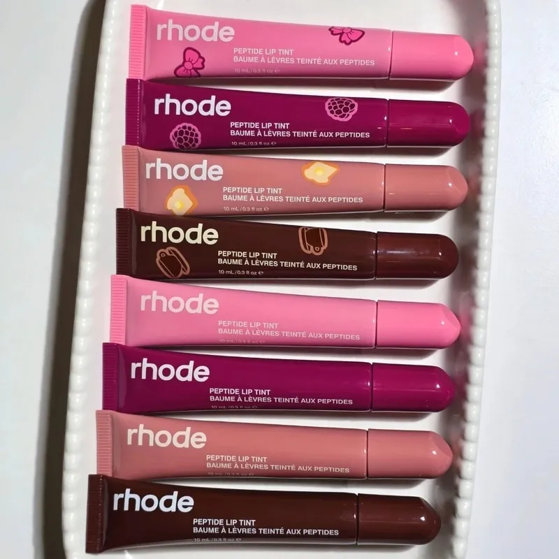 Rhodeskin מהדורה מוגבלת פפטיד גוון ליפ גלוס כהה שכבת הזנה מעניק לחות איפור מזין לחות זיגוג שפתון