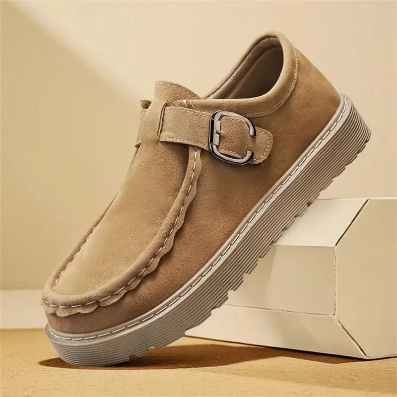 Ανδρικά μπεζ σουέντ casual loafers σε μεγάλα μεγέθη Άνετα, αντιολισθητικά παπούτσια περπατήματος με χοντρή σόλα Μοντέρνα και μοντέρνα παπούτσια 2025