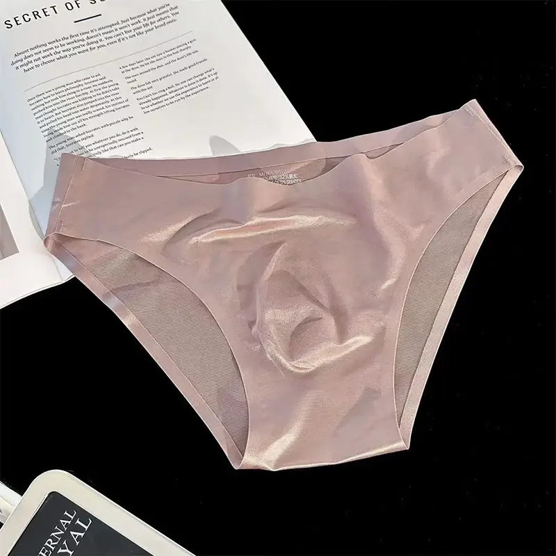 Männer Eis Seide Slips Ultra-dünne Nahtlose Sexy Höschen Schnell Trocknend U Ausbuchtung Beutel Atmungsaktive Unterwäsche Luxus Glänzende unterhose