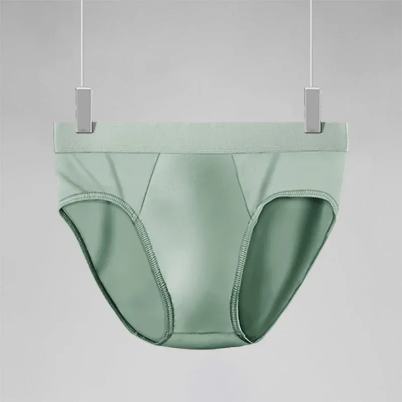 3PCS men's ice - silk underwear. Thin - style for summer, with U - convex briefs. Breathable, solid - colored shorts