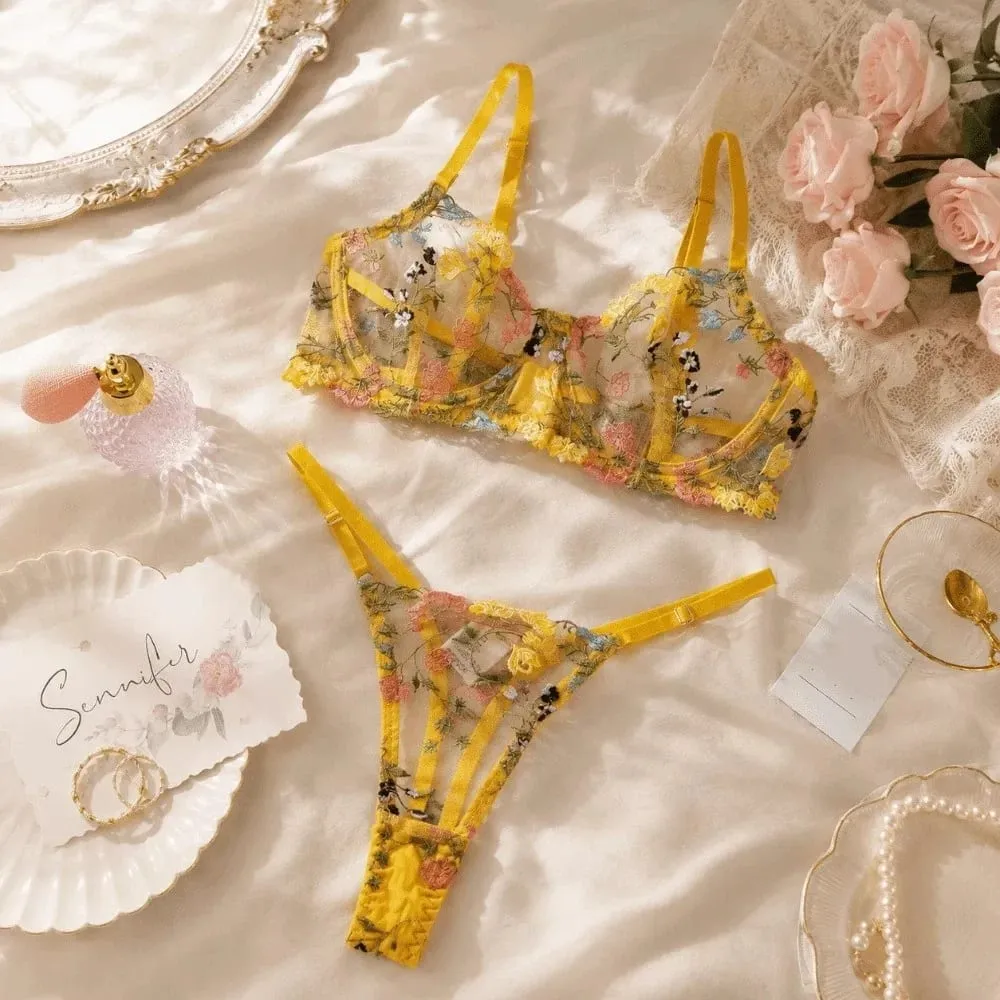 Sokoldalú átlátszó fehérnemű szett Ultravékony Push Up bugyi melltartó szett Elegáns melltartó öltöny hölgy