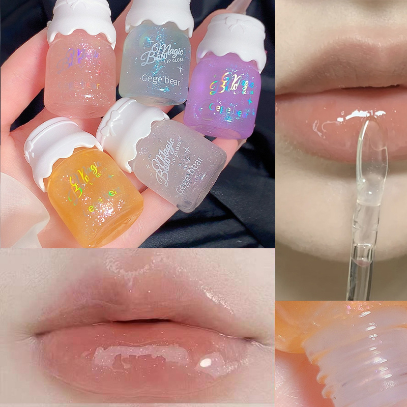 Butterfly shaped milk can lip balm moisturizes and moisturizes the mirror surface with a shimmering and pouty lips