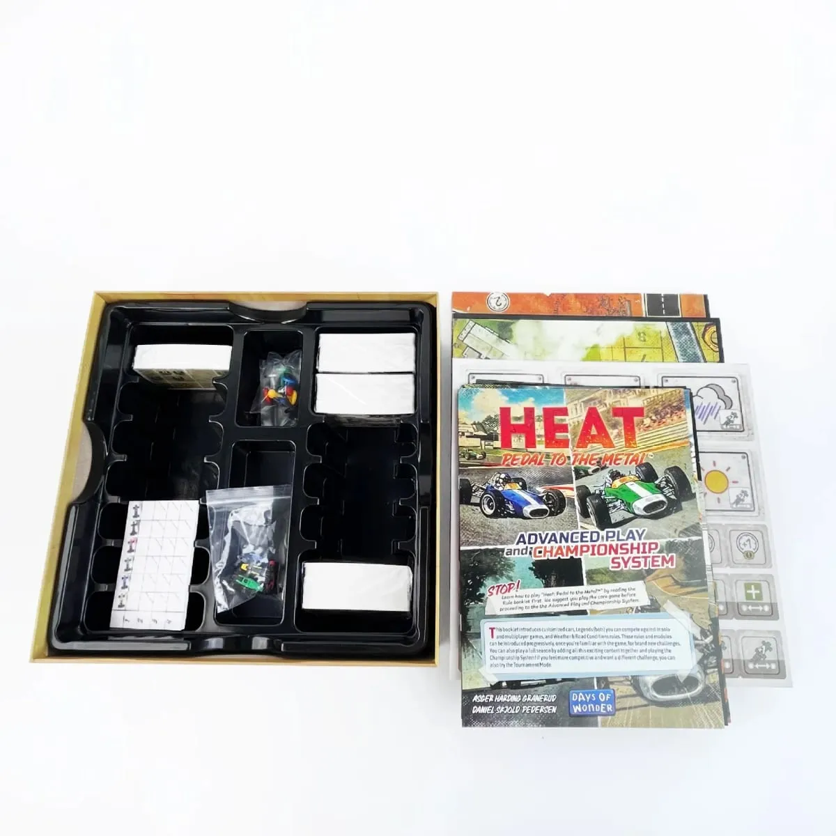 "HEAT: Full Throttle" — Ένα επιτραπέζιο παιχνίδι καρτών αγώνων αγώνων αγγλικής γλώσσας με γρήγορο ρυθμό αδρεναλίνης για 1 έως 6 παίκτες