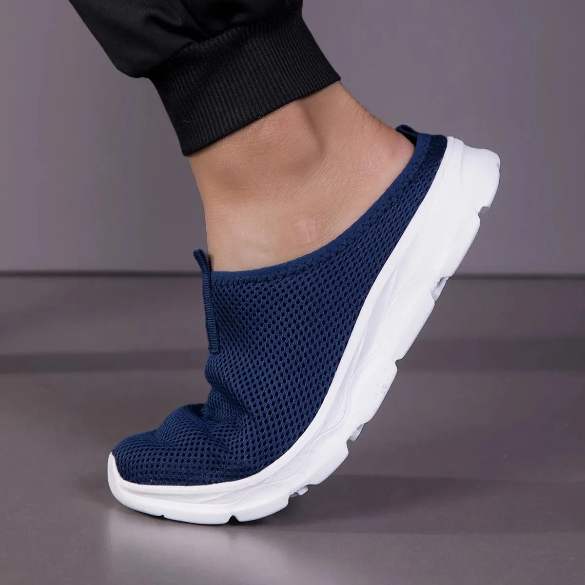 Men's Half Slipper Shoes Fashion Breathable Outdoor Mesh Casual Sneakers Lightweight Comfortable Tenis Masculino Walking Shoes — image 3
