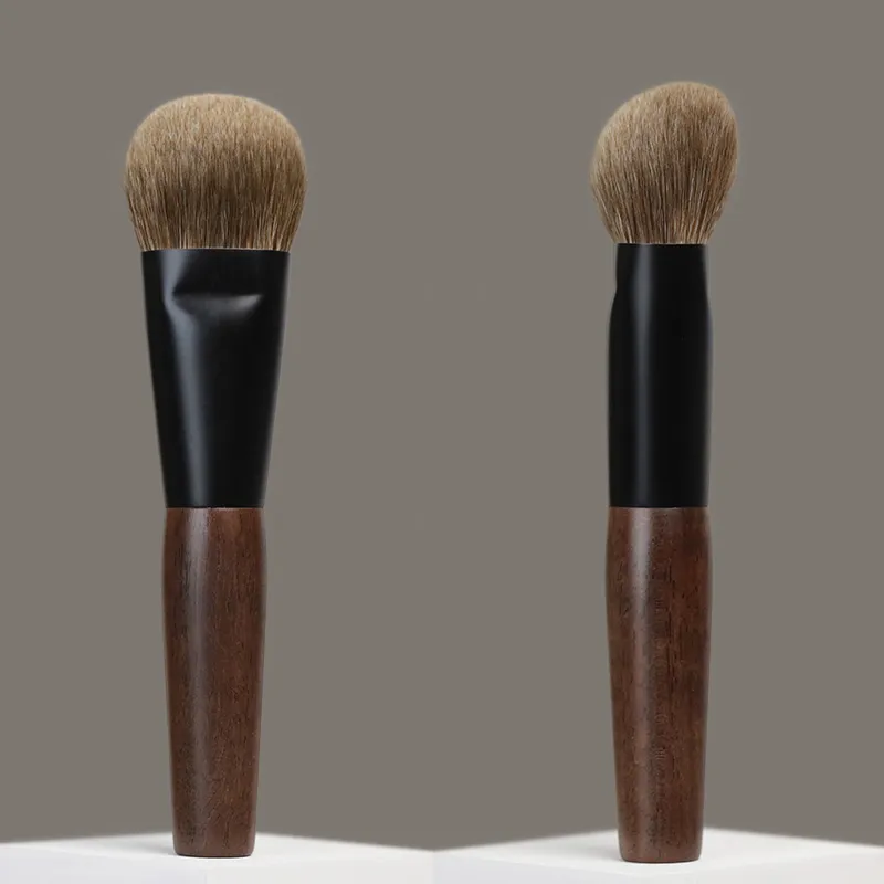 T101 Professional Handmade Makeup Brushes Soft Natural Goat Hair Tilted Foundation Brush Short Ebony Wood Handle Make Up Brush