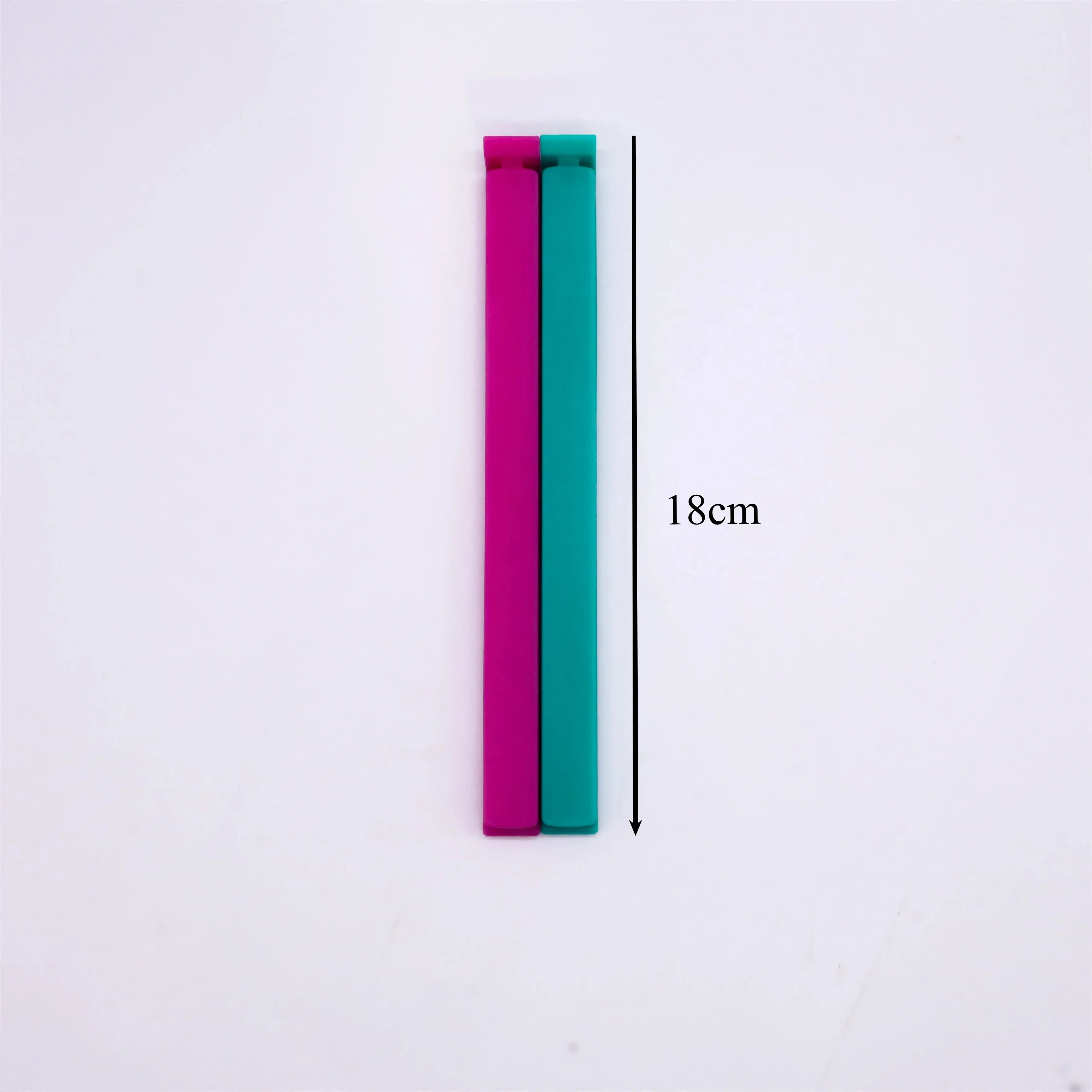 1Pc/4 /8/10Pcs Plastic Sealing Clips for Kitchen Food Freshness Preservation Sealing Clips Large-sized Clips for Snacks