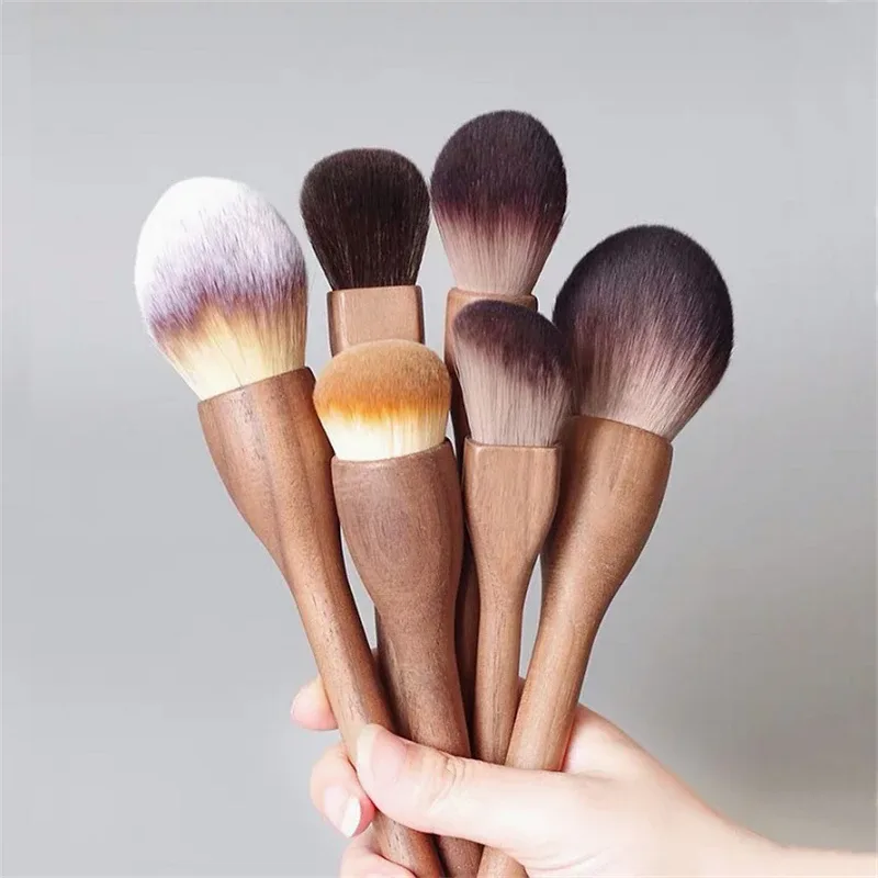 Πινέλο μακιγιάζ με λαβή ξύλου καρυδιάς Loose Powder Blush Contour Brushes Super soft High Density Tools Makeup Brush — image 4