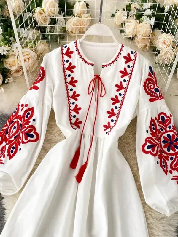 Women Autumn Dresses Bohemian Embroidered Flower O-Neck Lantern Sleeve High Waist Pleated Dress All-match Female Vestidos PL393 — image 4