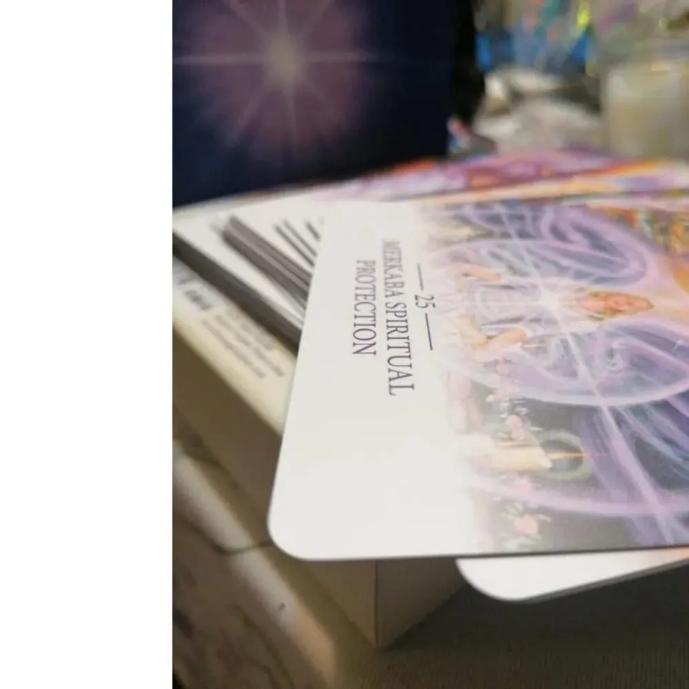 Lightworker Oracle: Guidance & Empowerment for Those Who Love the Light