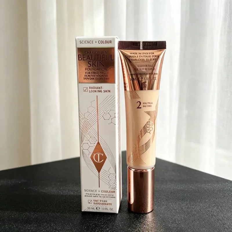 Charlotte Tilbury Setting Powder Compact Lip Gloss Foundation Two-tone Blush Eyeshadow Palette Lightweight Delicate Long-lasting