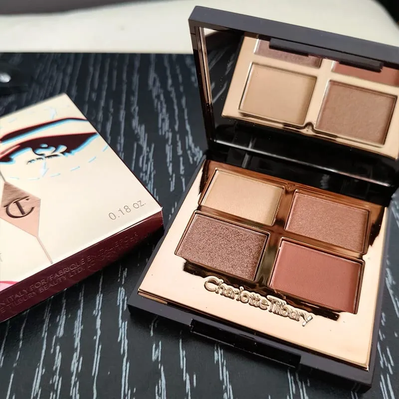Μακιγιάζ μάρκας Charlotte Tilbury 4 χρωμάτων Δίσκος σκιάς ματιών 5,2 g Μαξιλάρι Talk Nature Easy To Color Foundation Καλλυντικά για σκιές ματιών