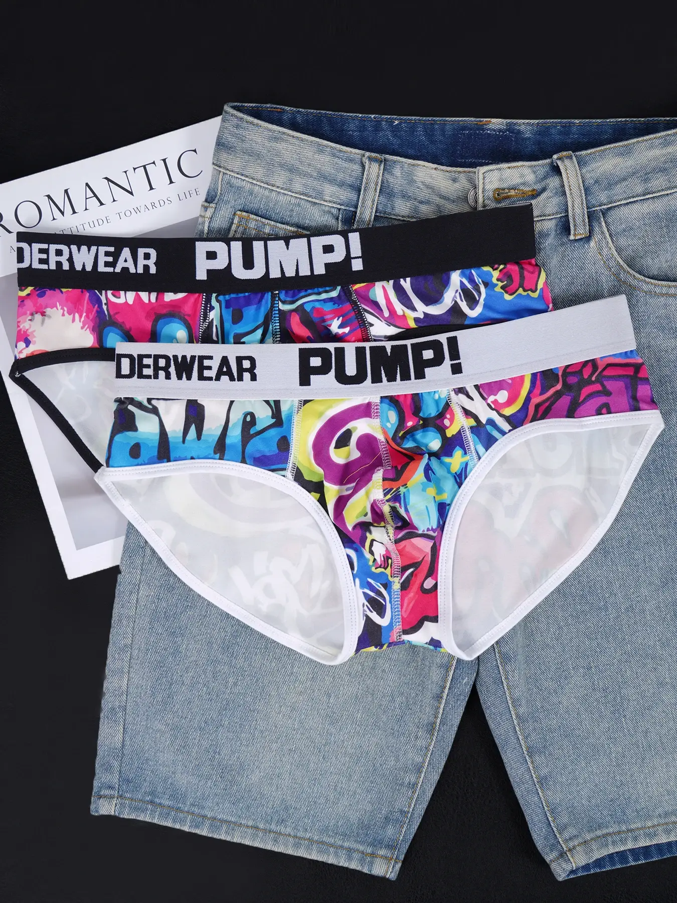 Men’s Graffiti Print Triangle Underwear Elastic Waistband Ice Silk Breathable Underwear 3256811822635074