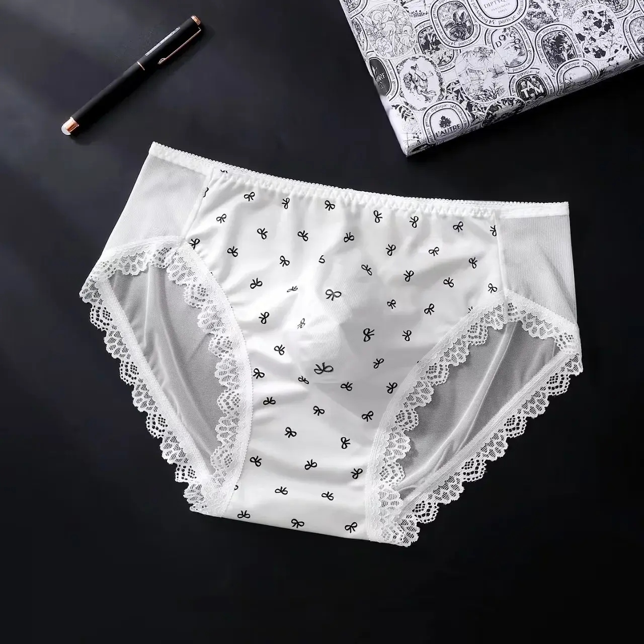 4PCSSexy Mens Seamless Panties Ice Ultra Thin Sports Fitness Bulge Pouch briefs Male Panties Low Waist