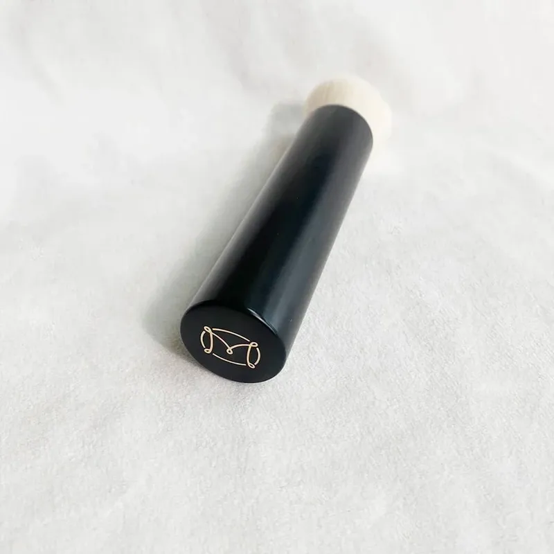מס' 1 מלוכסן Vanish Foundation קרם פיסול קונטור קרם למזג בצורה חלקה כלי מברשת איפור