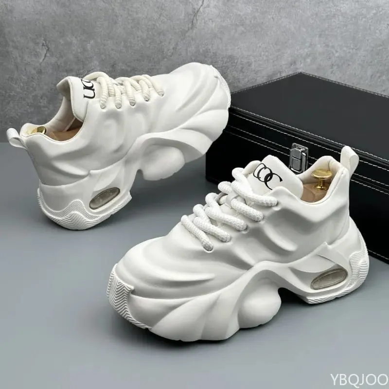 Hot Selling Men's Shoes in Plus Size Design New Thick Soled Fashionable and Versatile Sports Vulcanized Shoes with Temperament