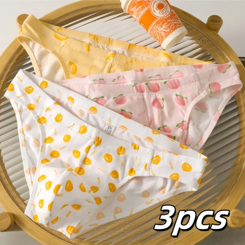 Three-pack of men's cute and personalized fruit-print cotton comfortable skin-friendly briefs, breathable low-rise home casual underwear for young men — image 2