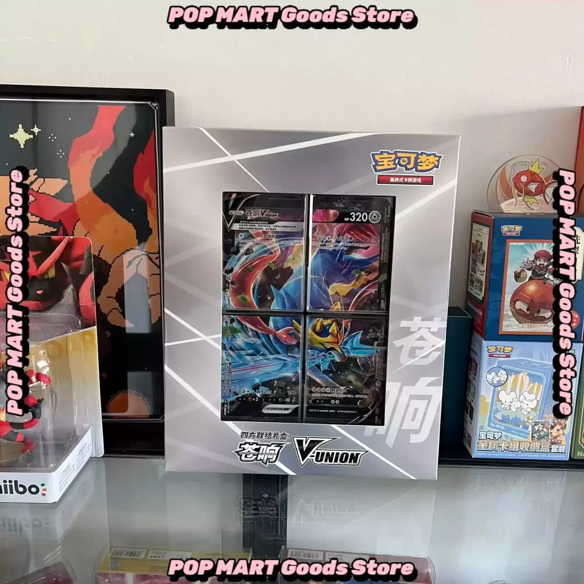 متوفر 100% أصلي بوكيمون Ptcg بطاقة رباعية اقتران V-Union علب الهدايا بيكاتشو بيج جمع مورو بيكر Mew-Two Ptcg صندوق