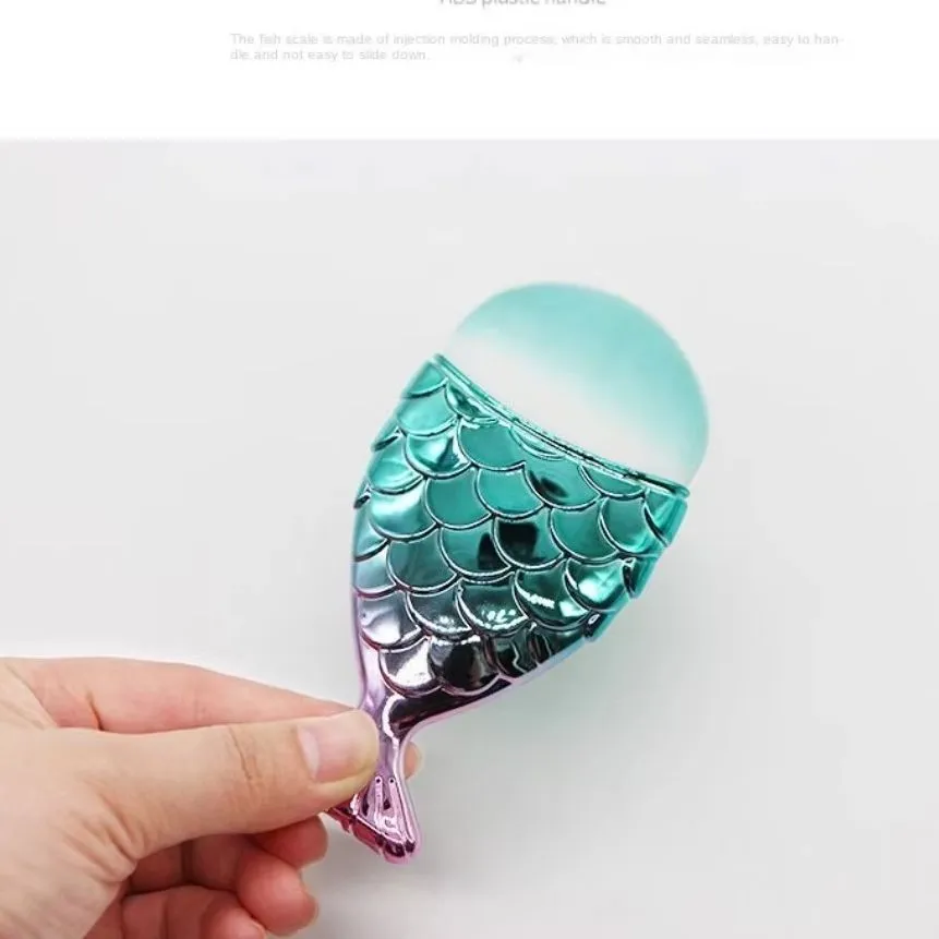 Zachte kleurrijke vissenstaart vorm make-up kwast Zeemeermin gezicht Blush Poederborstel Multifunctionele nagelborstel Cosmetische penselen Tool