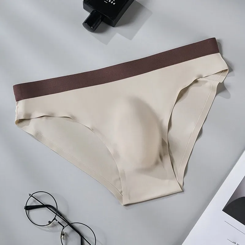 Sexy Men's Panties Seamless Ice Silk Ultra-thin Briefs Quick Drying Breathable Underpants 3D Bulge Pouch Underwear Cueca Homme