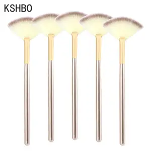 5pcs Fan Brushes Facial Brushes Soft Makeup Brush Cosmetic Applicator Tools Wooden Handle and Soft Fiber for Peel Mask