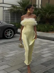 สีเหลืองซาตินFringe Maxiชุดผู้หญิงElegant StraplessแขนกุดเอวCinchedชุดยาว 2025 ฤดูร้อนใหม่Holiday Lady Robes