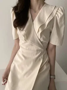 Jižní Korea Elegantní midi šaty Dámské Léto Japonský styl Retro Vintage Design Volánky Růžové Jednodílné šněrovací šaty FLHJLWOC Vestidos