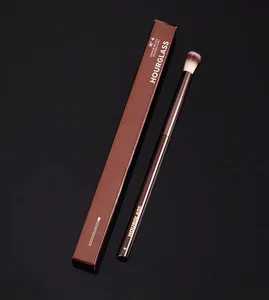 1 bucată #4 Pensule de machiaj Crese Fard de ochi Perie de machiaj Highlighter rafinat Instrument cosmetic profesional mâner metalic cu cutie