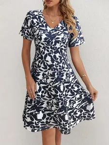 Abito da donna aderente e svasato con stampa a foglie blu navy, abito estivo casual con scollo a V, manica corta, linea ad A, vestito estivo fluido